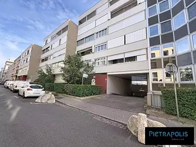 Garage vente à Lyon, Métropole de Lyon