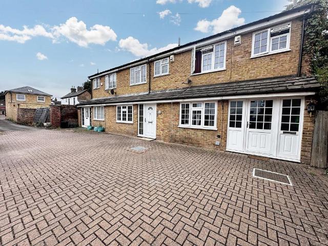 House for rent in Cowley, Greater London