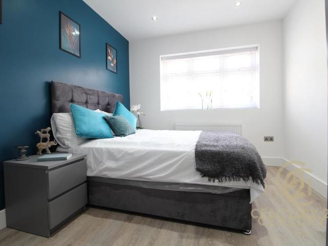 House for rent in Royal Borough of Kingston upon Thames, Greater London