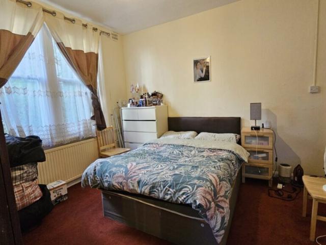 Apartment for rent in Dollis Hill, Greater London