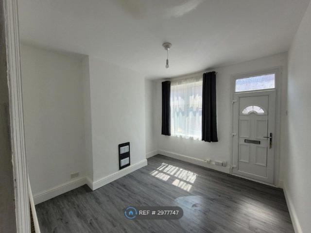 House for rent in Ball Hill, West Midlands