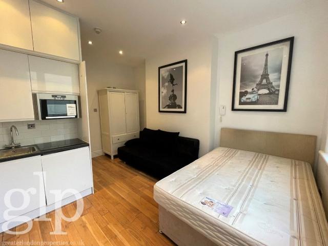 Studio for rent in City of Westminster, Greater London