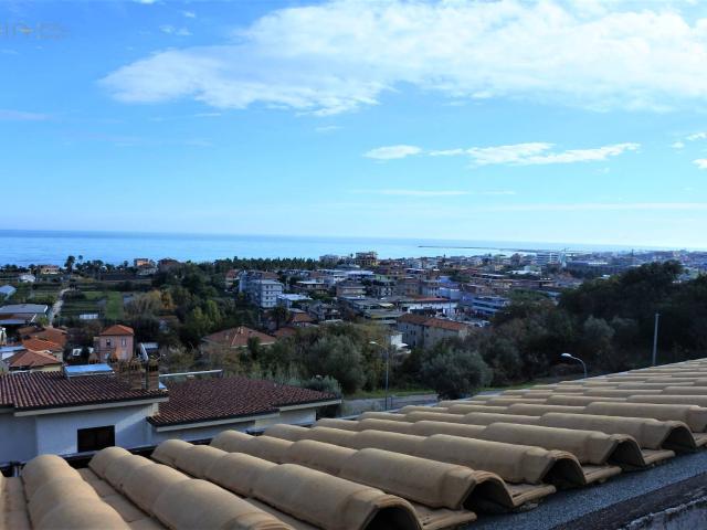 Villa Indipendente in vendita a Montesecco, Marche