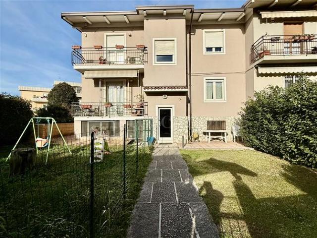 Casa in vendita a Zona Ovest, Brescia