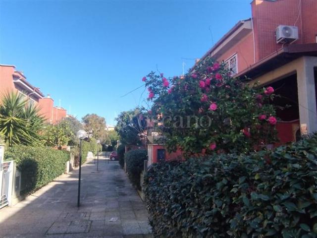 Villa Schiera in vendita a Madonnetta, Roma Capitale