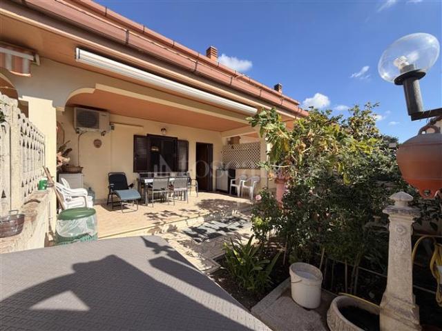 Villa Schiera in vendita a Tor San Lorenzo, Ardea