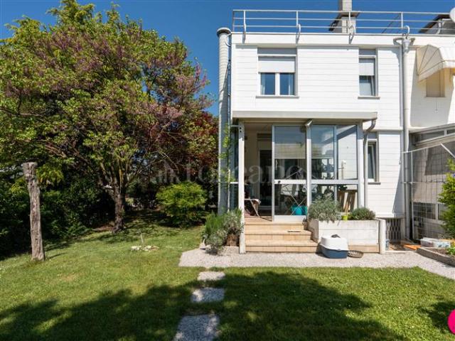 Villa Schiera in vendita a Fiume Veneto, Friuli-Venezia Giulia