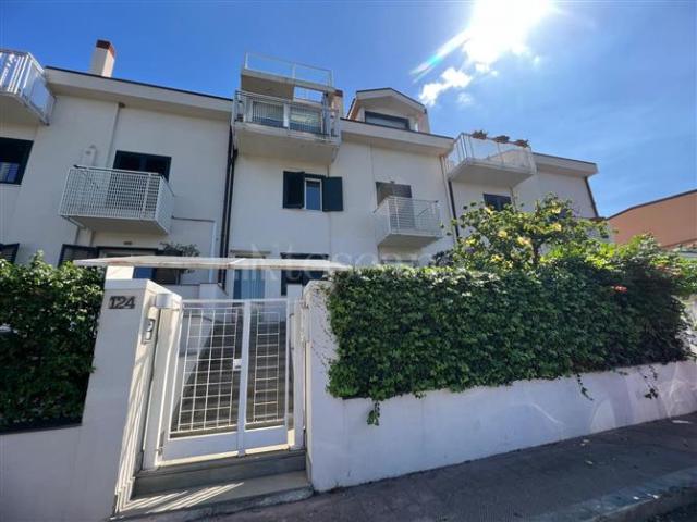 Villa Schiera in vendita a Archi, Calabria