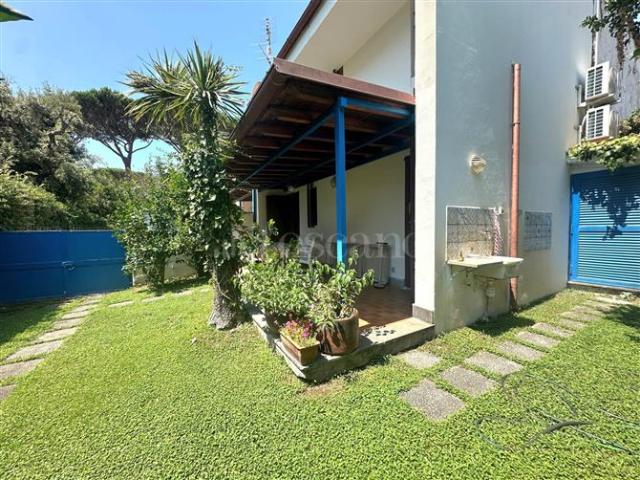 Villa Schiera in vendita a Fregene, Roma Capitale