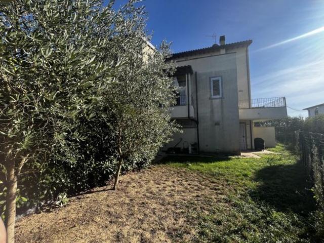 Villa Indipendente in vendita a Sant'Angelo a Lecore, Campi Bisenzio