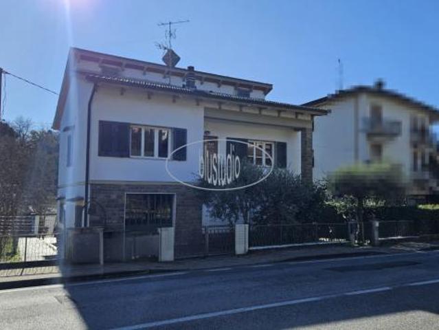 Villa Indipendente in vendita a Unione di Comuni Valdarno e Valdisieve, Reggello