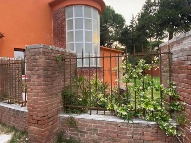 Villa Indipendente in vendita a Porta a Piagge, Pisa