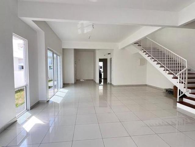 Residential House for rent in Batu Kawan, Seberang Perai