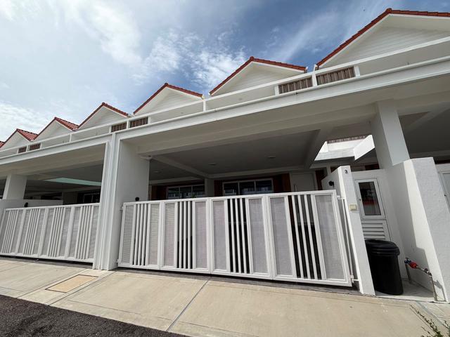 Terraced House for rent in Wellesley, Penang