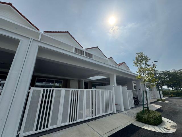 Terraced House for rent in Wellesley, Penang
