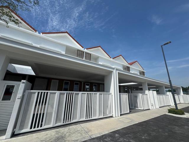 Terraced House for rent in Wellesley, Penang