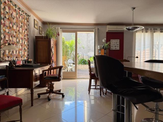 Maison vente à Narbonne, Vinassan