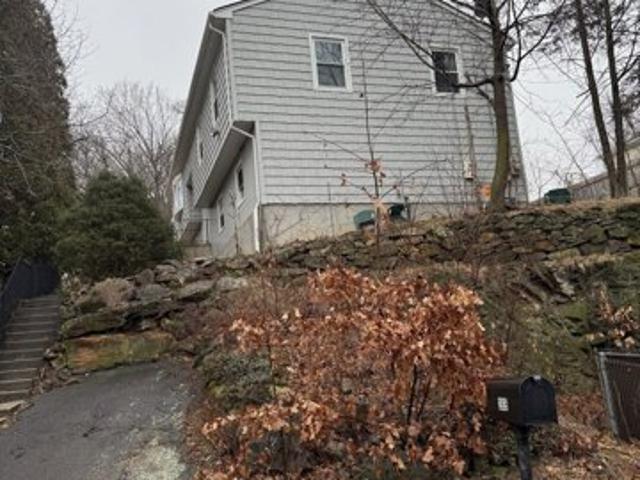 House for sale in Bridgeport