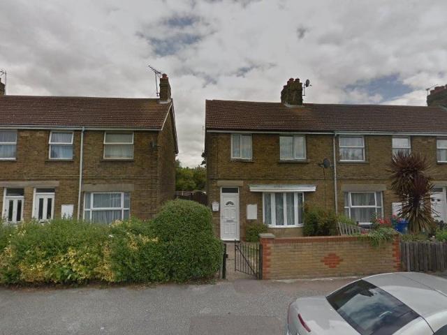 Studio for rent in Sheerness, Oad Street