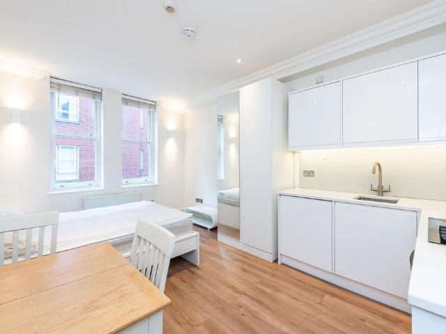 House for rent in Pimlico, Greater London