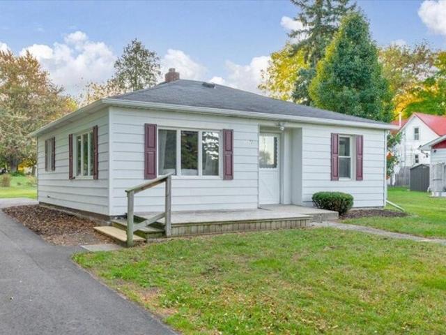 House for sale in Deckerville, Michigan