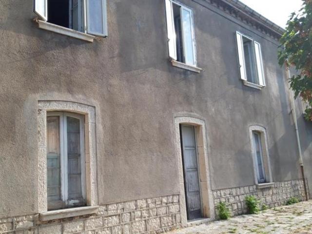 Villa Indipendente in vendita a Vinchiaturo, Molise