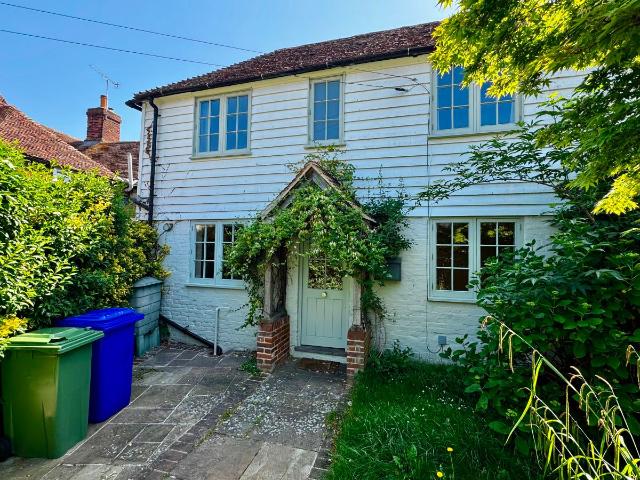 House for rent in Oad Street, Kent