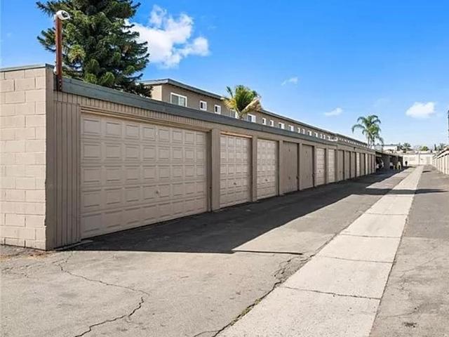 Apartment for rent in Fullerton