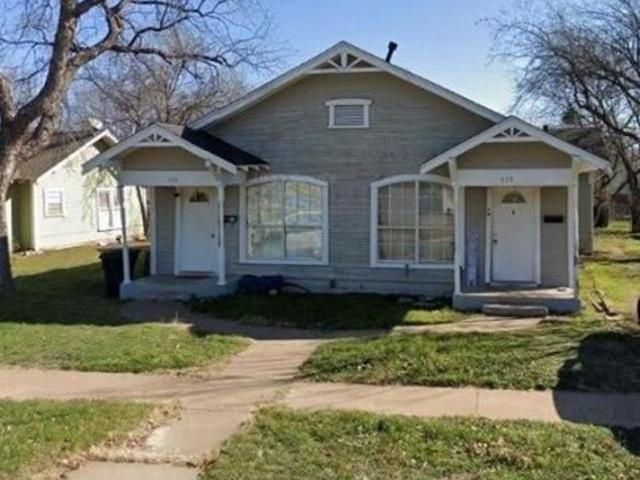 House for sale in Taylor, Texas