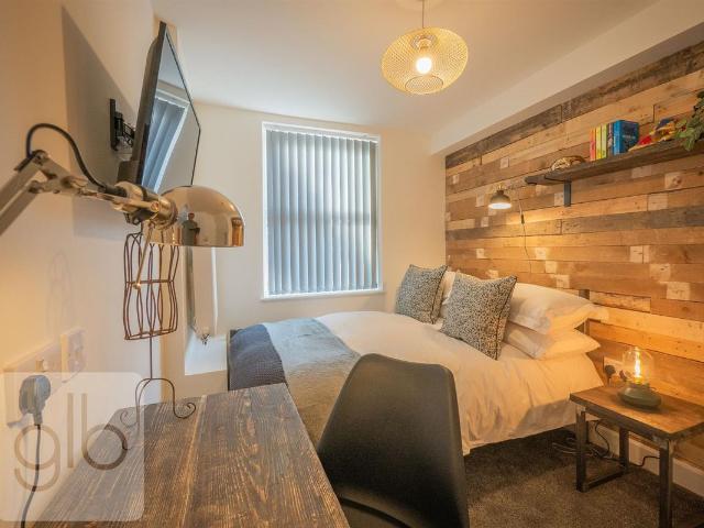 Room for rent in Hillfields, West Midlands