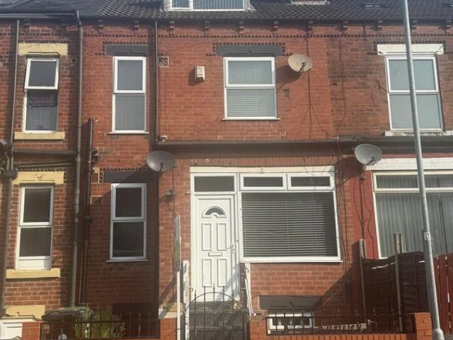 House for rent in East End Park, West Yorkshire