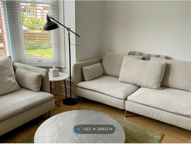 Apartment for rent in London Borough of Merton, Greater London