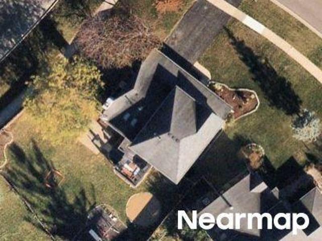 House for sale in Round Lake