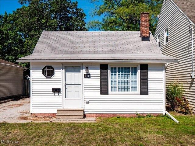 House for sale in Avon Lake