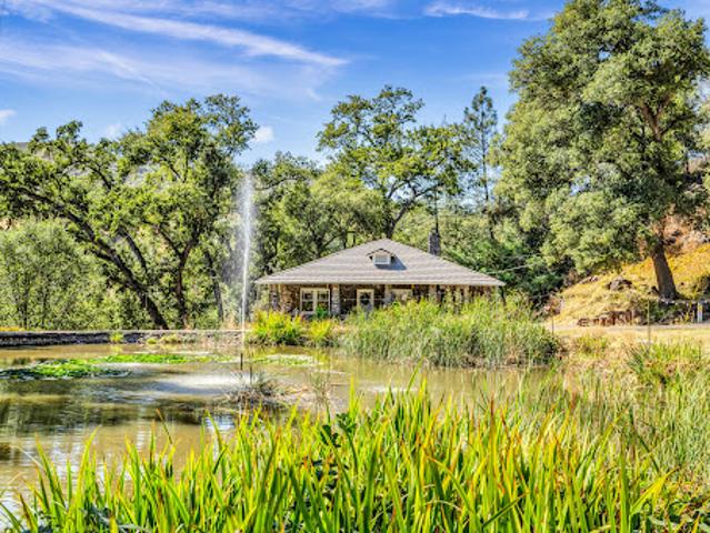 Farm for sale in Clearlake Oaks, California