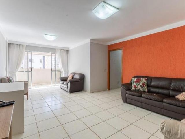 Apartamento venda em Região Geográfica Imediata do Distrito Federal, Região Integrada de Desenvolvimento do Distrito Federal e Entorno