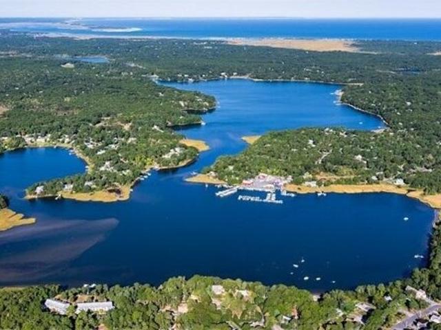 House for sale in South Dennis, South Dennis