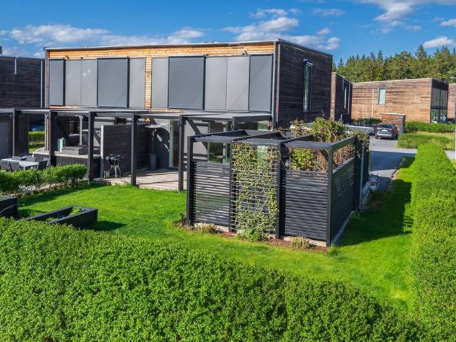 Villa till salu i Bro, Stockholm