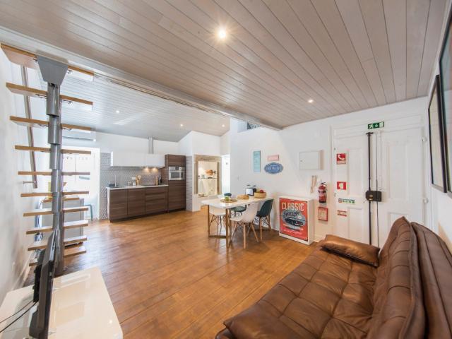 Apartamento alugar em Misericórdia, Lisboa