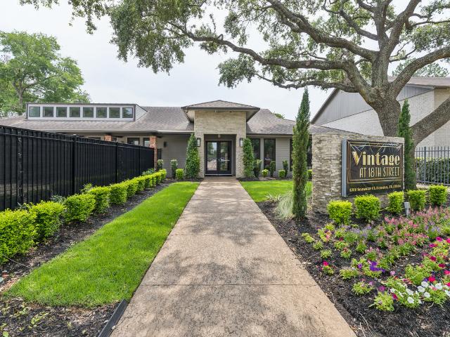 Apartment for rent in Timbergrove Manor, Houston
