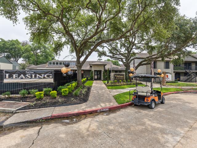 Apartment for rent in Timbergrove Manor, Houston