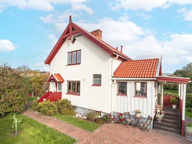 Villa till salu i Solna, Stockholm