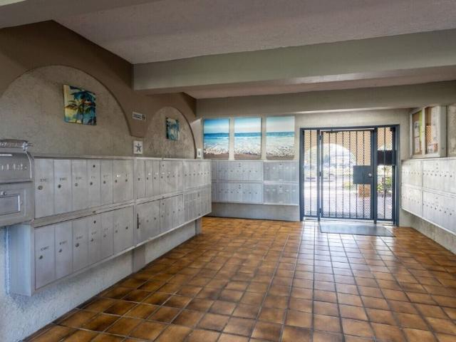 Apartment for rent in Cerritos, California