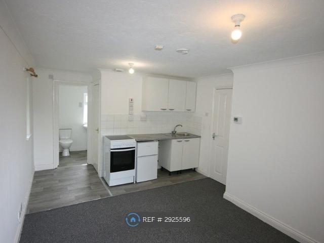 Studio for rent in Harrowden, Bedford