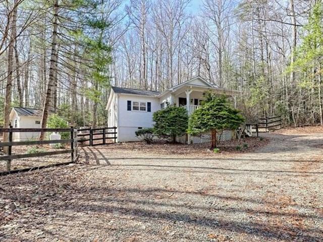 House for sale in Blairsville