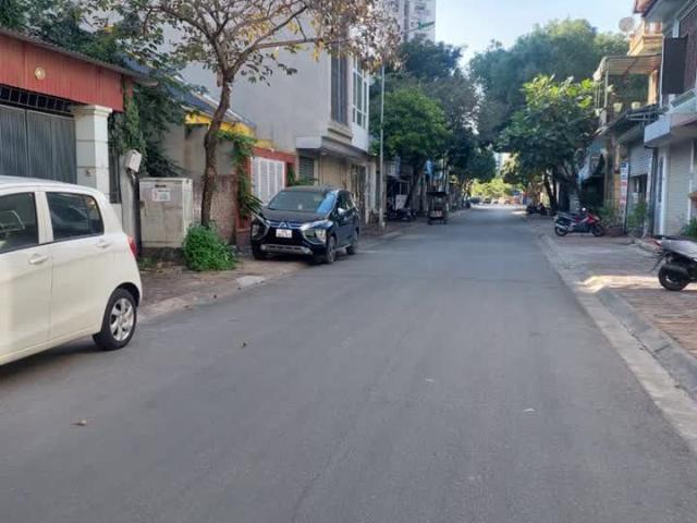 Nhà mặt phố bán tại Hoàn Kiếm, Hà Nội