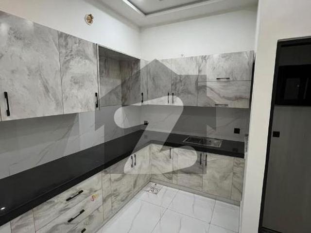 House for sale in تحصیل فیصل آباد شہر, فیصل آباد ڈویژن
