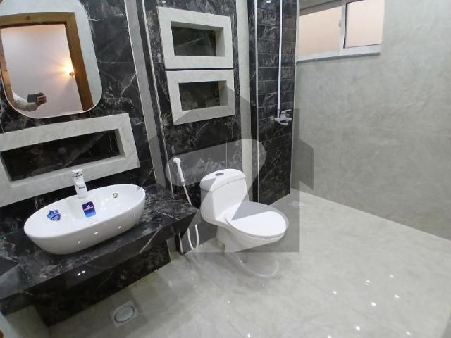 House for sale in Faisalabad, Islamabad Capital Territory