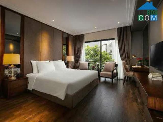 Nhà mặt phố bán tại Hoàn Kiếm, Hà Nội