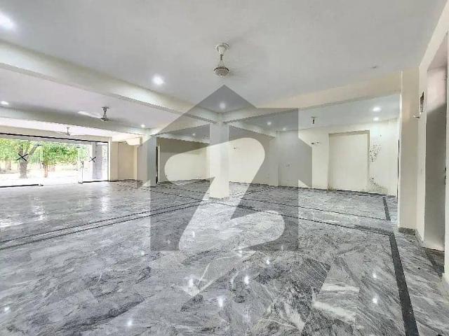 Office for rent in Rawalpindi, Islamabad Capital Territory